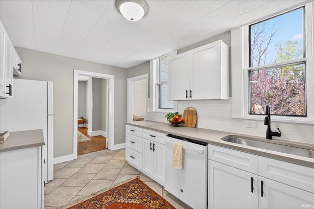 702 W Association Street, Ellettsville, IN 47429