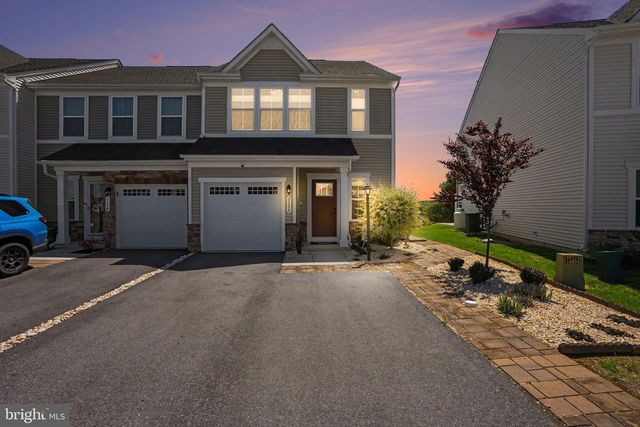1156 EMILYS COURT, Greencastle, PA 17225