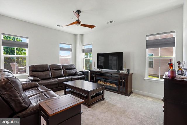 1156 EMILYS COURT, Greencastle, PA 17225