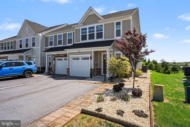1156 EMILYS COURT, Greencastle, PA 17225