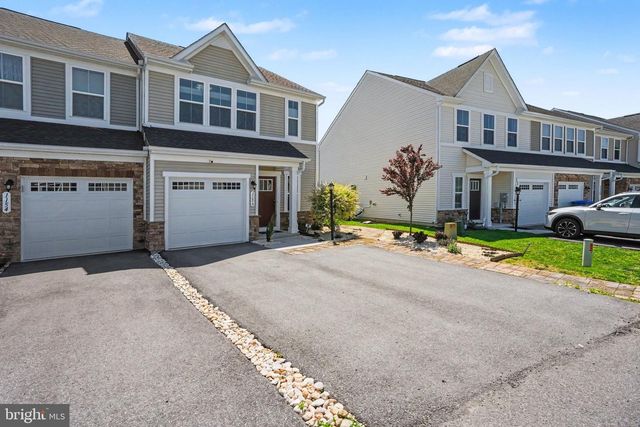 1156 EMILYS COURT, Greencastle, PA 17225