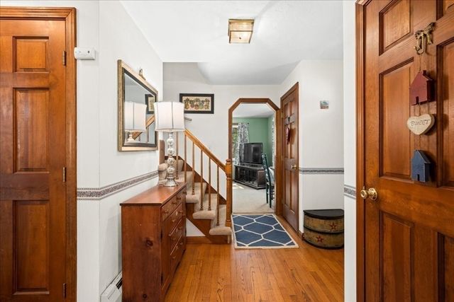 5 Garrison Heights Drive, Oxford, MA 01540