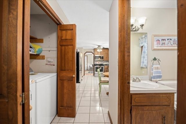 5 Garrison Heights Drive, Oxford, MA 01540