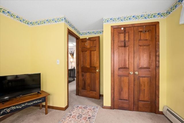 5 Garrison Heights Drive, Oxford, MA 01540