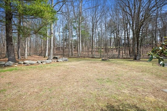 5 Garrison Heights Drive, Oxford, MA 01540