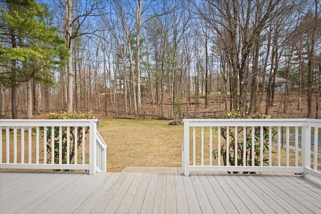 5 Garrison Heights Drive, Oxford, MA 01540