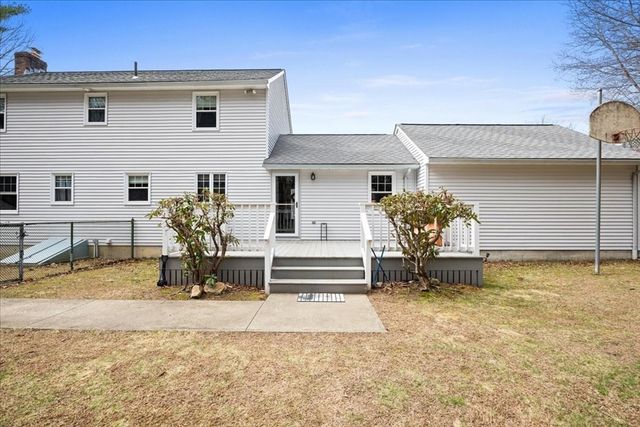 5 Garrison Heights Drive, Oxford, MA 01540