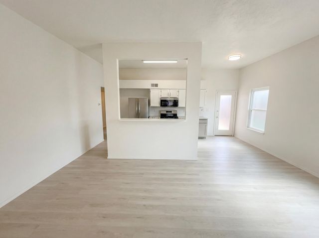 4008 71st Street NW, Albuquerque, NM 87120