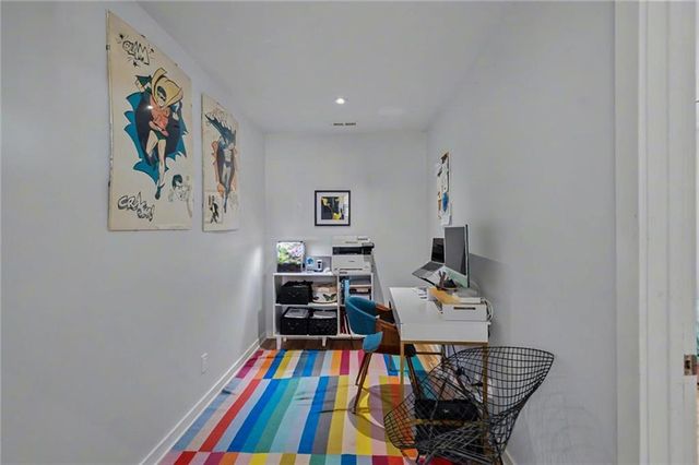 1564 N 450th Road, Baldwin City, KS 66006