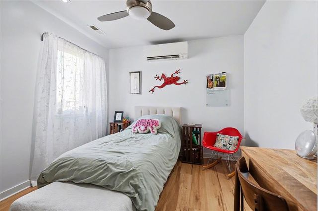 1564 N 450th Road, Baldwin City, KS 66006