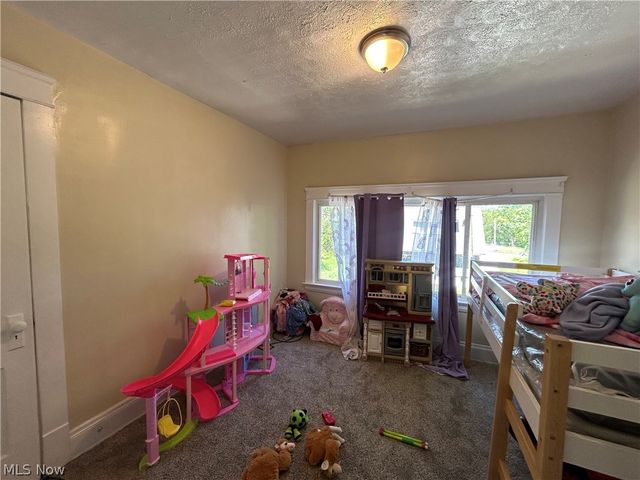 1105 E 144th Street, Cleveland, OH 44110