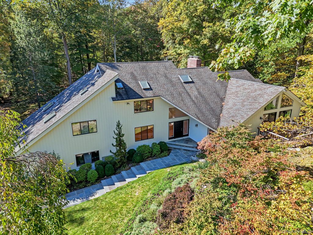 4 Stone Hollow Way, Armonk, NY 10504 — exterior