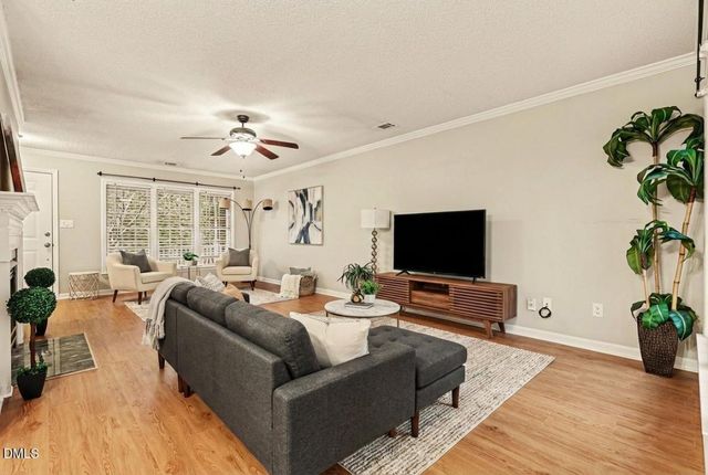 109 Gatepost Lane, Cary, NC 27513