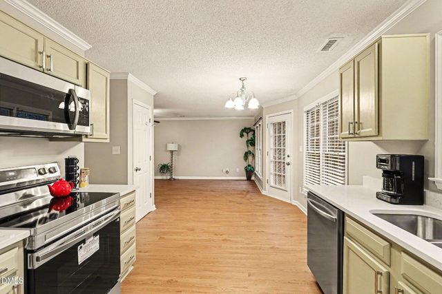 109 Gatepost Lane, Cary, NC 27513