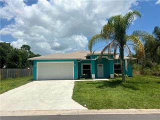 1946 24th Street SW, Vero Beach, FL 32962