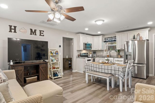 641 Johns Lane, Gastonia, NC 28052