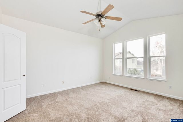 979 Burley Hill Dr NW, Salem, OR 97304