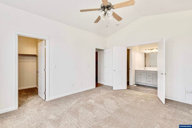 979 Burley Hill Dr NW, Salem, OR 97304