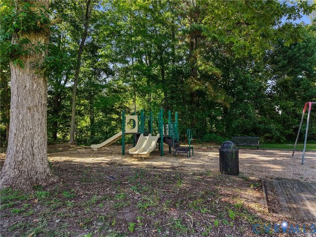 3221 Kenton Ct, Toano, VA 23168
