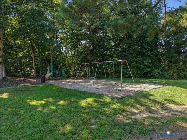 3221 Kenton Ct, Toano, VA 23168