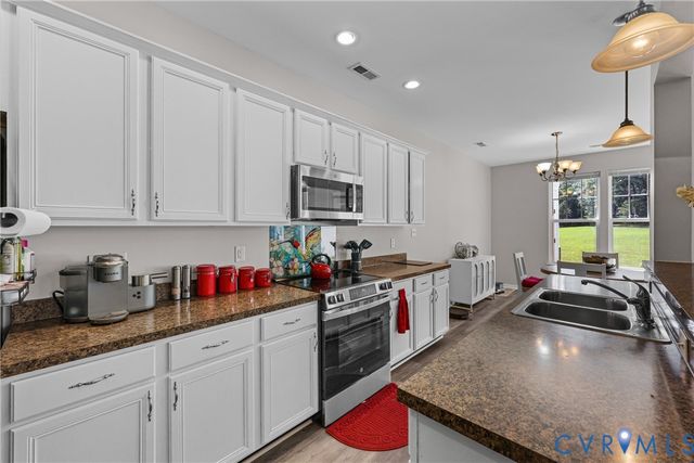 3221 Kenton Ct, Toano, VA 23168