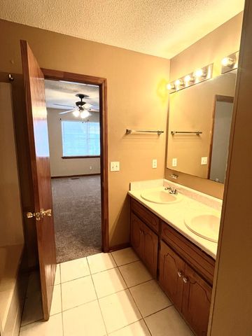 126 Brian Court, Daleville, AL 36322