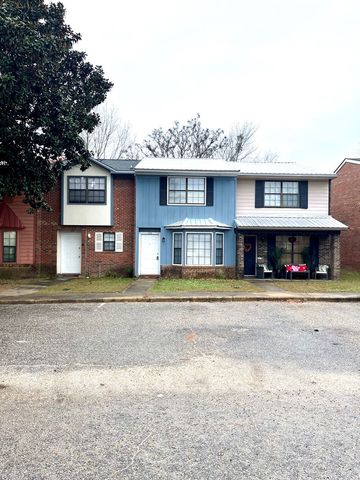 126 Brian Court, Daleville, AL 36322