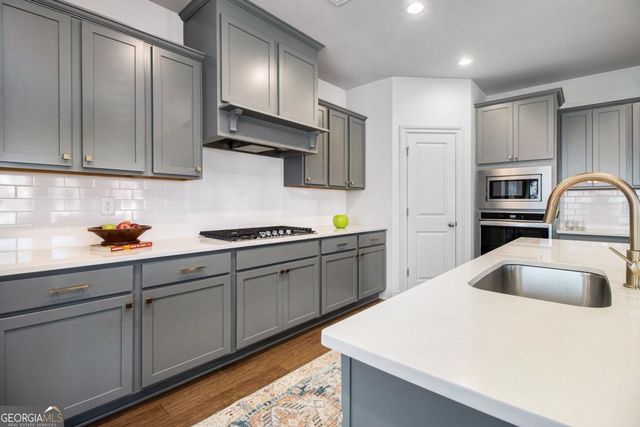 3235 Rockbridge Road SW, Avondale Estates, GA 30002