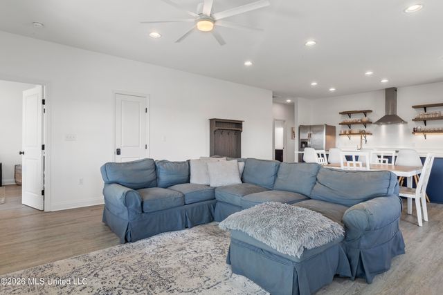 4030 Mindanao, Bay Saint Louis, MS 39520
