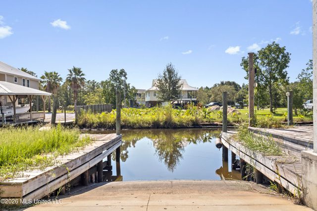 4030 Mindanao, Bay Saint Louis, MS 39520