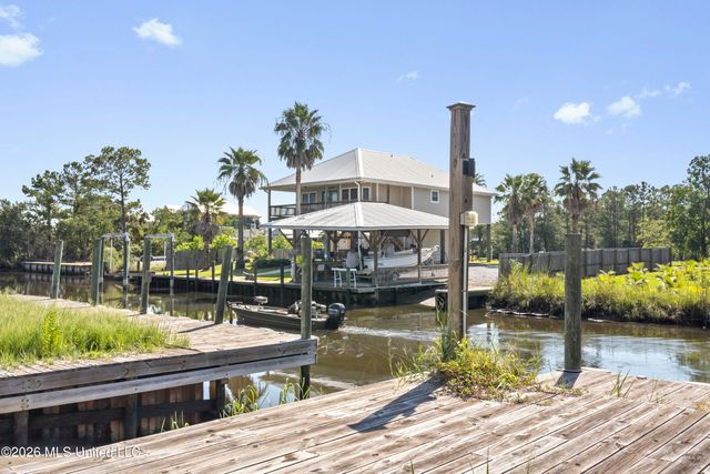 4030 Mindanao, Bay Saint Louis, MS 39520