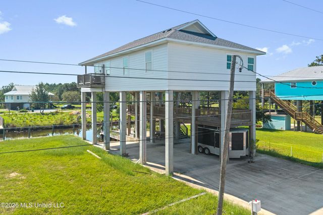 4030 Mindanao, Bay Saint Louis, MS 39520