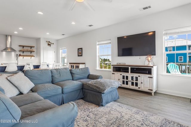 4030 Mindanao, Bay Saint Louis, MS 39520