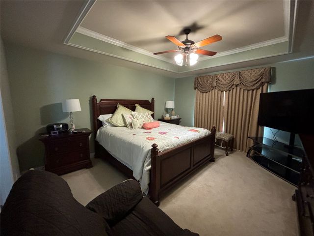 215 Avondale Lane, Bossier City, LA 71112