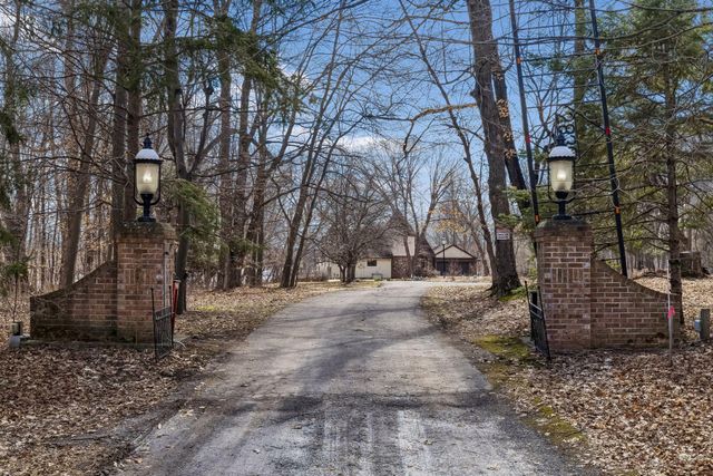 2830 Crescent Road, Harris, MN 55032