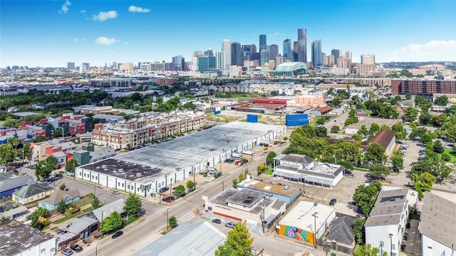 2919 Canal Street, Houston, TX 77003