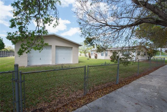 640 SW 5th Ave, Florida City, FL 33034