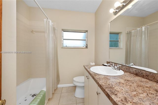 640 SW 5th Ave, Florida City, FL 33034