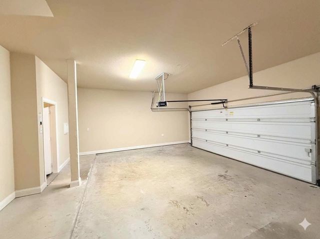 6722 Deleon Street, Irving, TX 75039