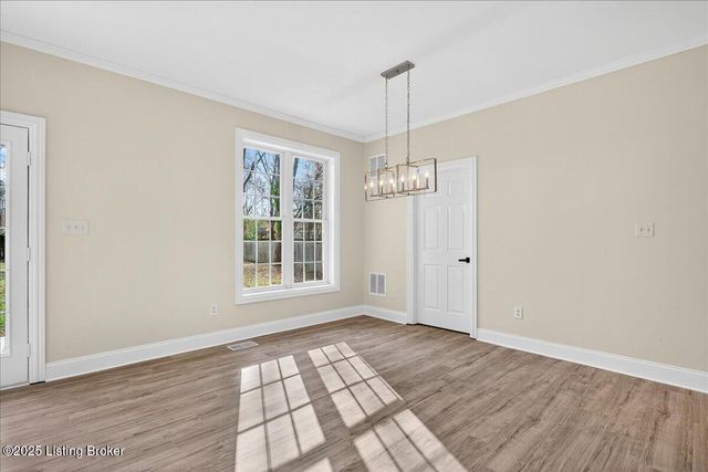 10206 Easum Rd, Louisville, KY 40299