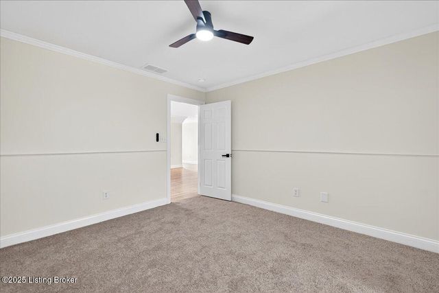 10206 Easum Rd, Louisville, KY 40299