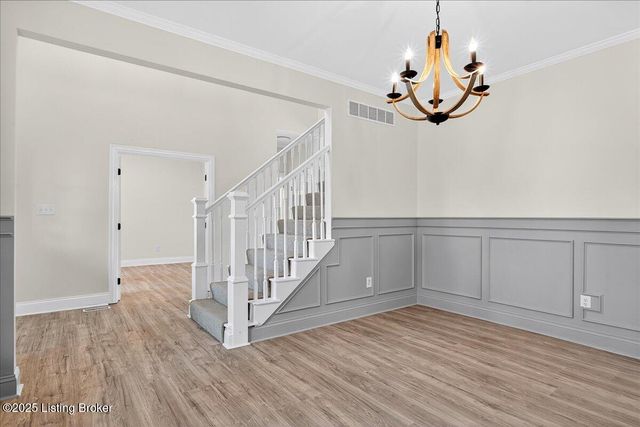 10206 Easum Rd, Louisville, KY 40299