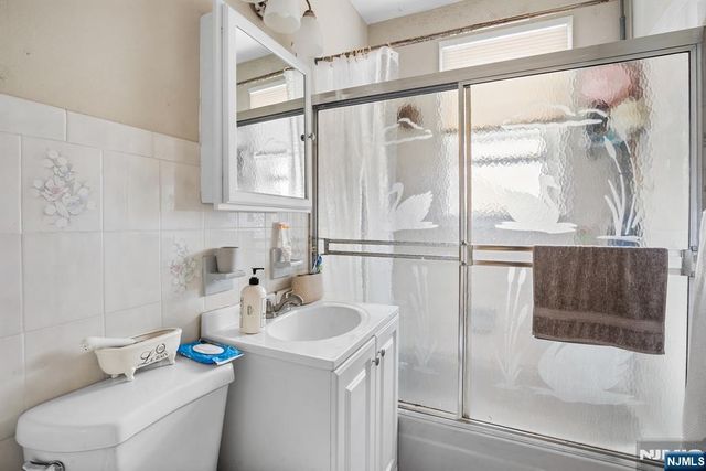58 Floyd Avenue, Bloomfield, NJ 07003