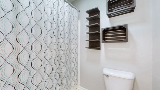 404 Boscobel Ct, Clarksville, TN 37040