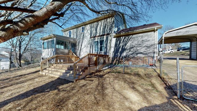 404 Boscobel Ct, Clarksville, TN 37040