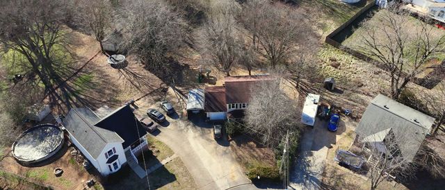 404 Boscobel Ct, Clarksville, TN 37040