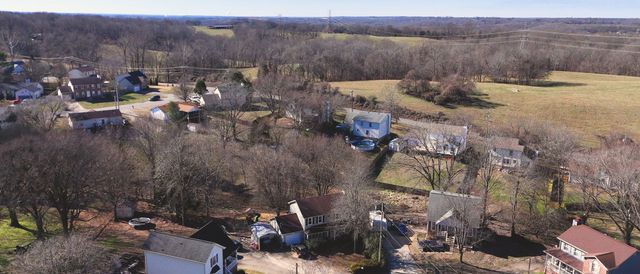 404 Boscobel Ct, Clarksville, TN 37040