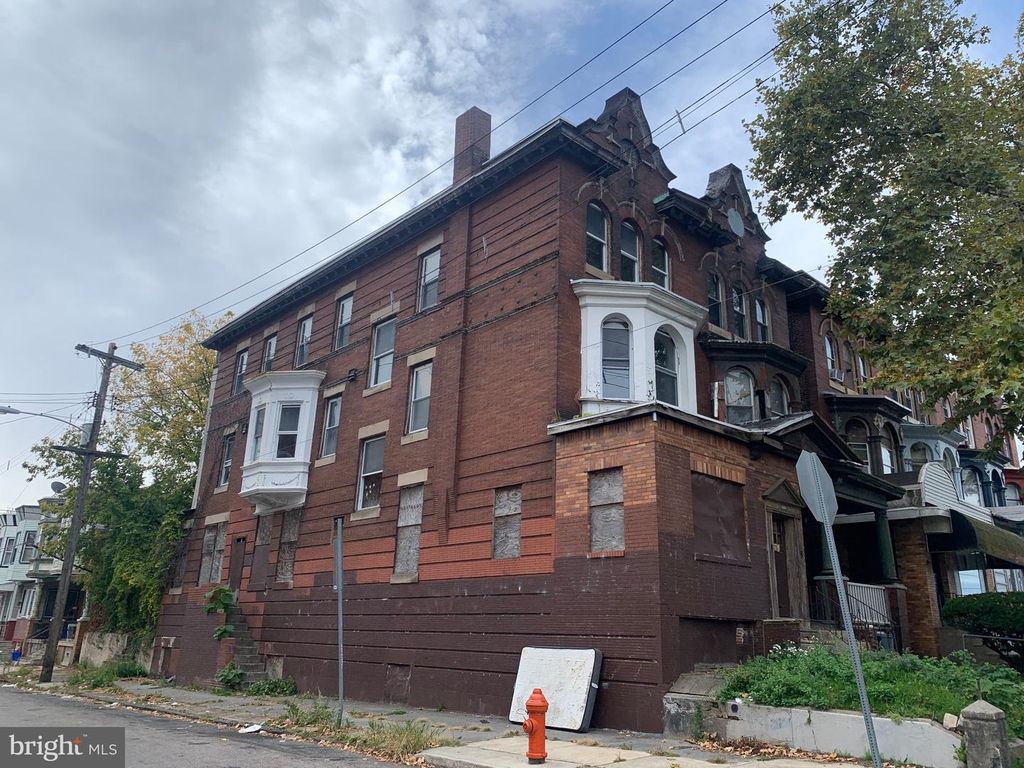 1522 ERIE W, PHILADELPHIA, PA 19140 — exterior