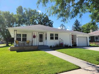 825 BECHAUD AVENUE, North Fond Du Lac, WI 54937