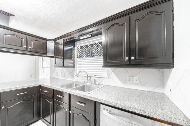 7015 Kopman Drive, Houston, TX 77061